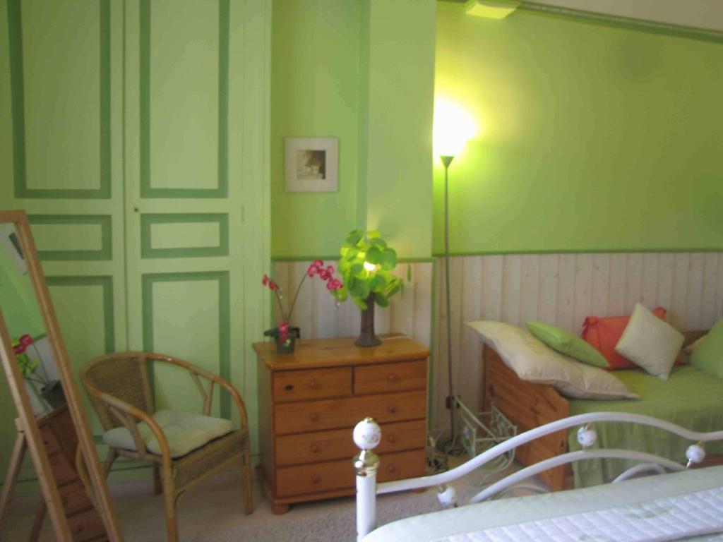 Chambres D'Hotes Les Pensees Douces 오세르 객실 사진