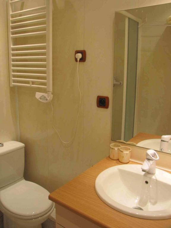 Chambres D'Hotes Les Pensees Douces 오세르 객실 사진